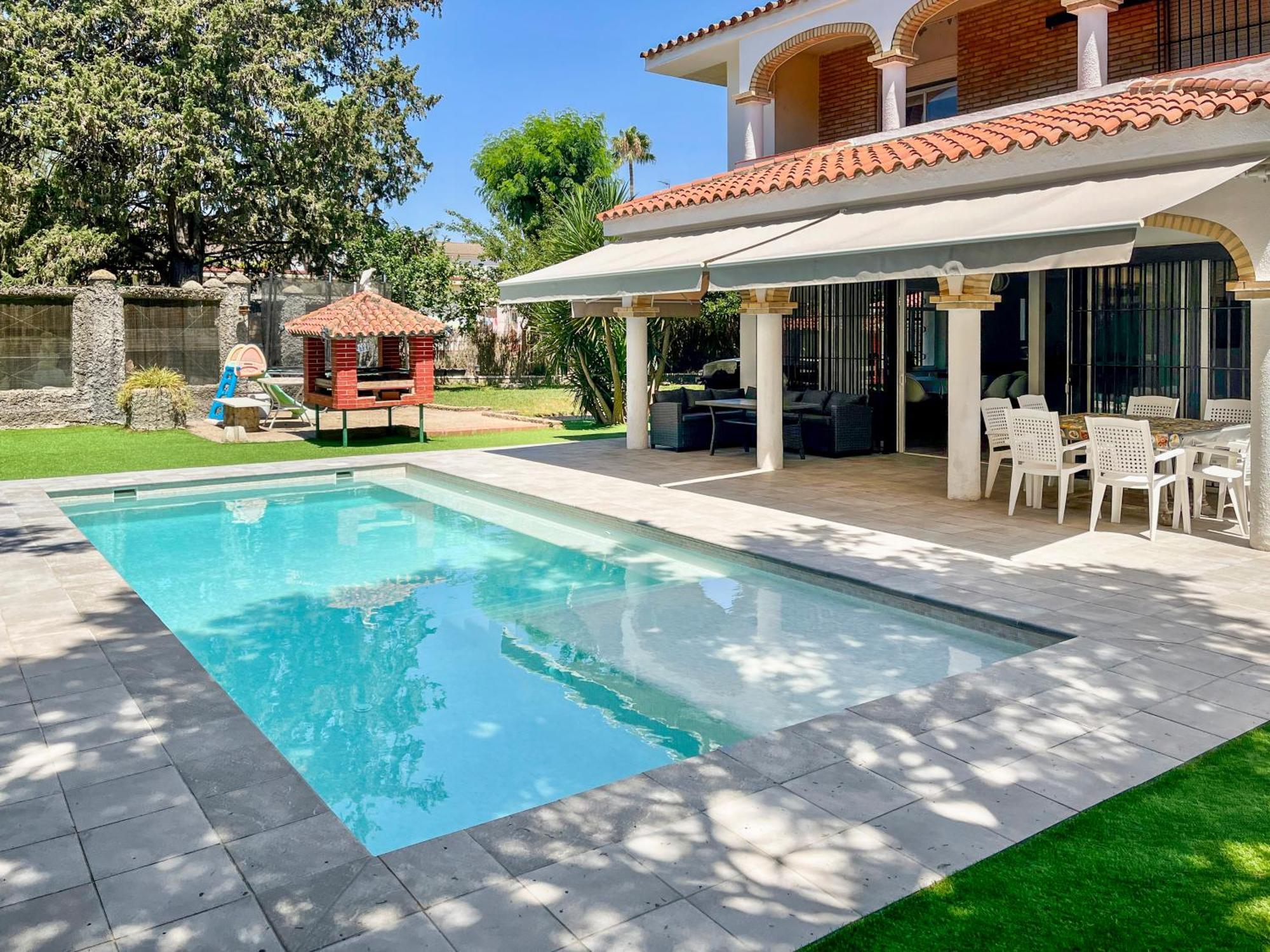 Villa Alamos Jerez I Piscina Salada Climatizada I Bbq I Jardines I 850M2 Jerez de la Frontera Dış mekan fotoğraf